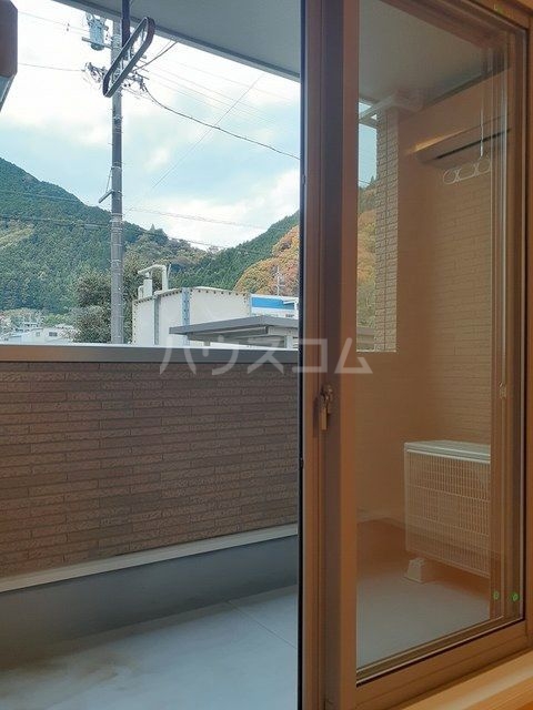 15/26 バルコニー