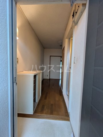 18/22 エントランス