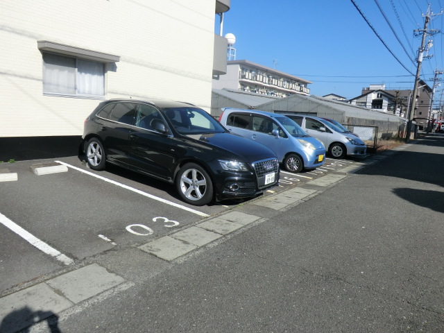 22/29 駐車場