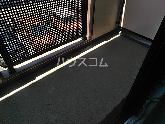 18/25 バルコニー