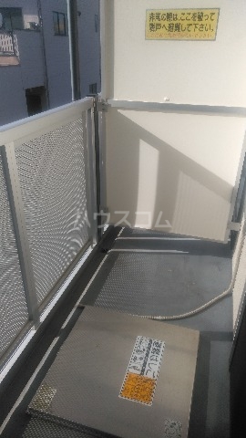 18/24 バルコニー