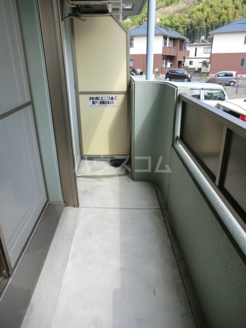 16/20 バルコニー