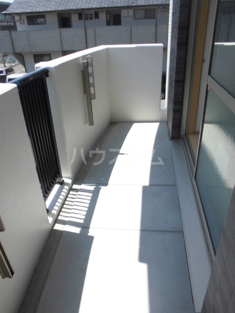 21/28 バルコニー