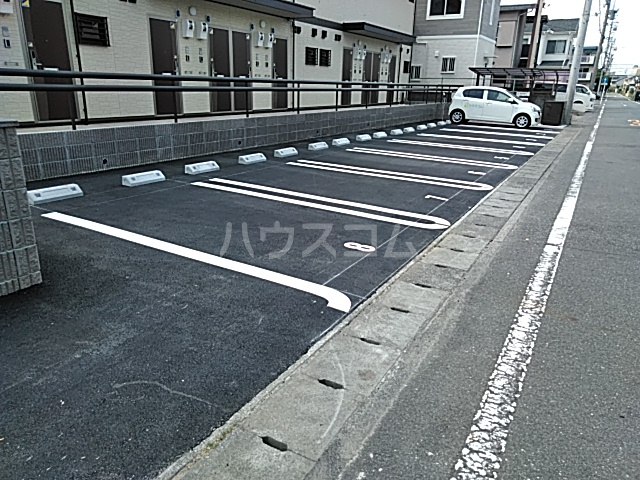 27/29 駐車場
