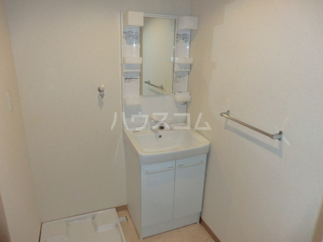 24/26 エントランス