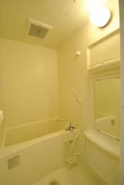 11/23 浴室