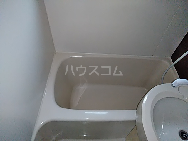 13/24 浴室