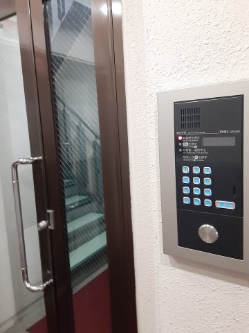 29/30 エントランス