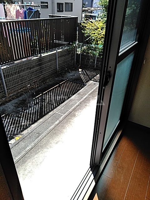 20/25 バルコニー