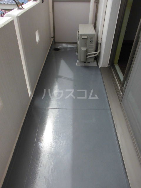 17/27 バルコニー