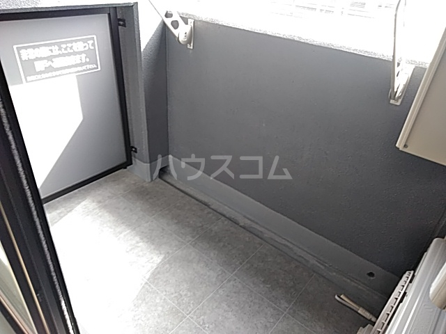 20/30 バルコニー