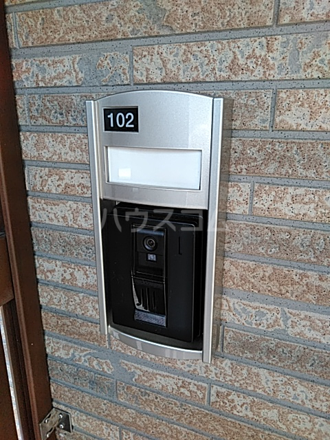 25/30 エントランス