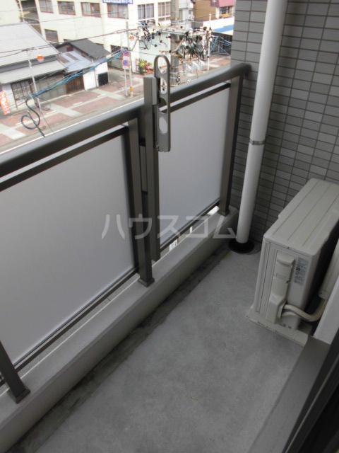 19/26 バルコニー