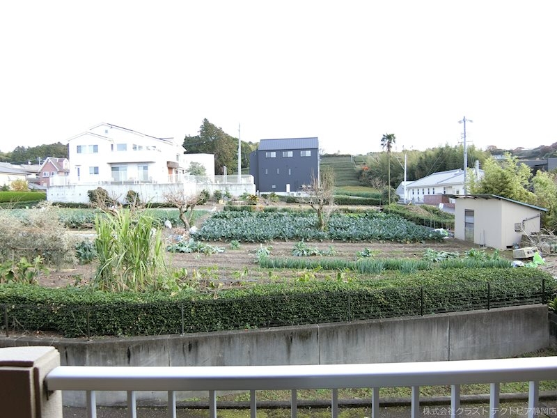 15/22 バルコニー