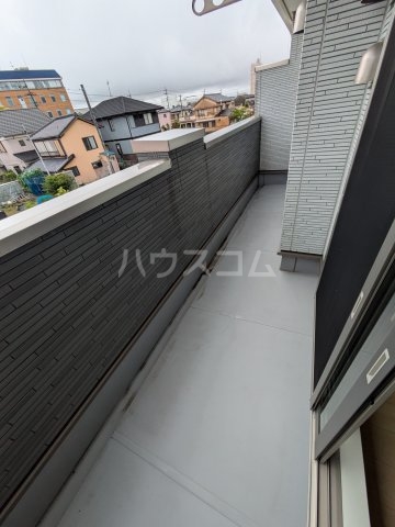 21/30 バルコニー