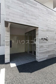 2/4 エントランス