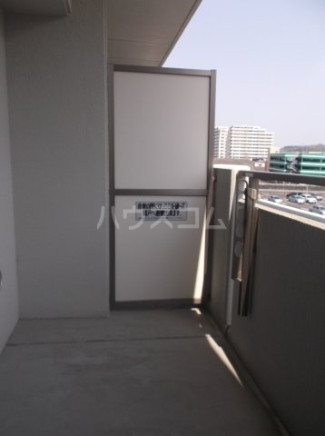 18/27 バルコニー