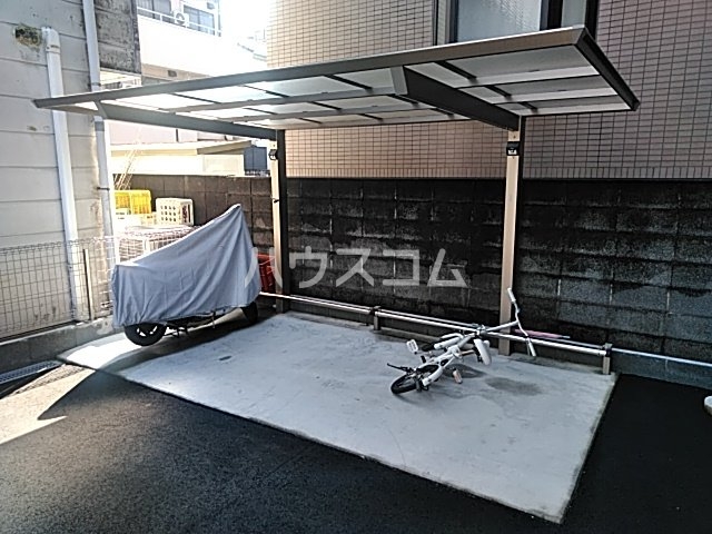 24/25 駐車場