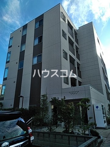 24/26 エントランス