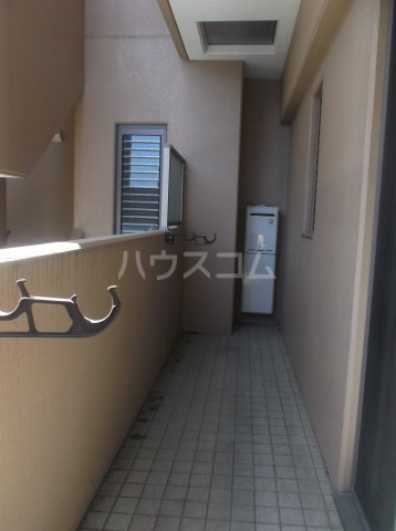 18/25 バルコニー