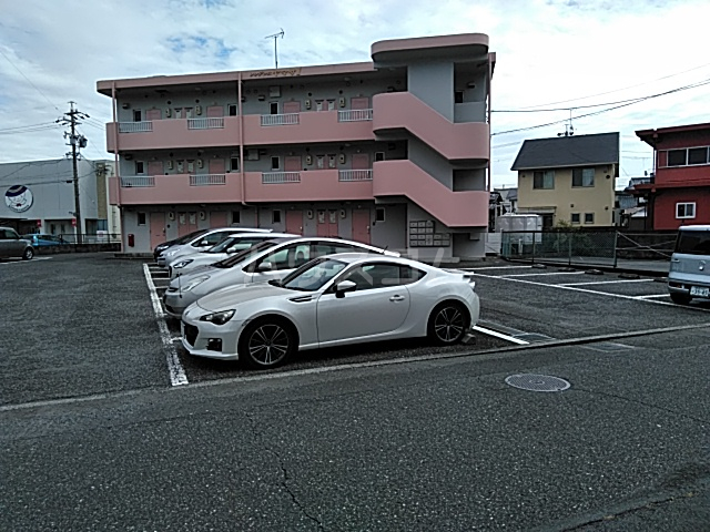 19/23 駐車場