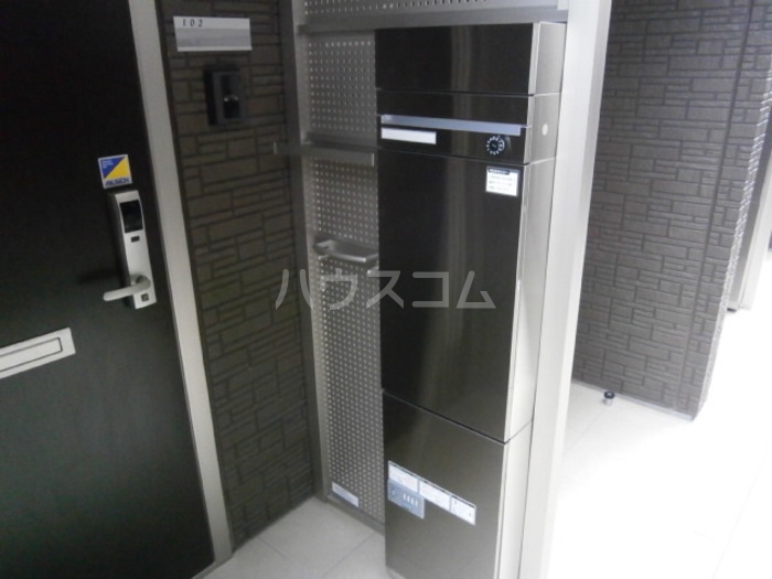 14/16 エントランス