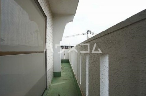 14/27 バルコニー