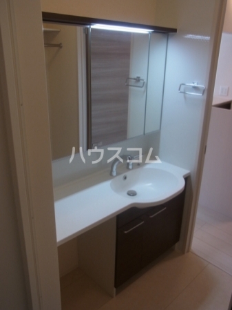 13/30 洗面