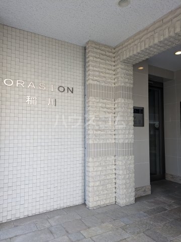 22/23 エントランス