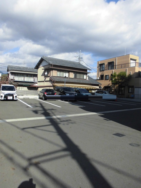 21/23 駐車場