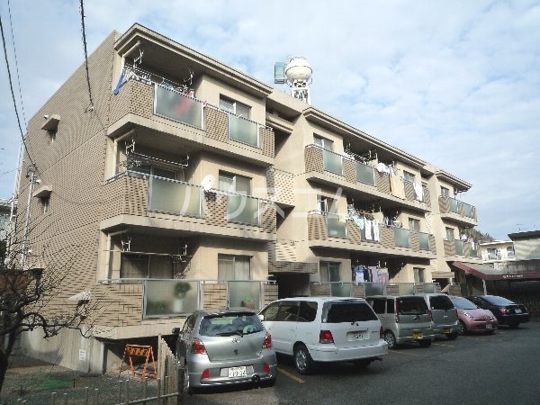 ウイング春日　Ⅲ外観