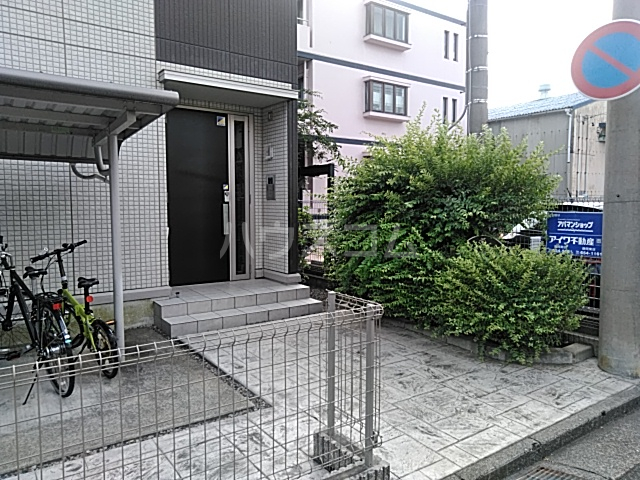 5/7 エントランス