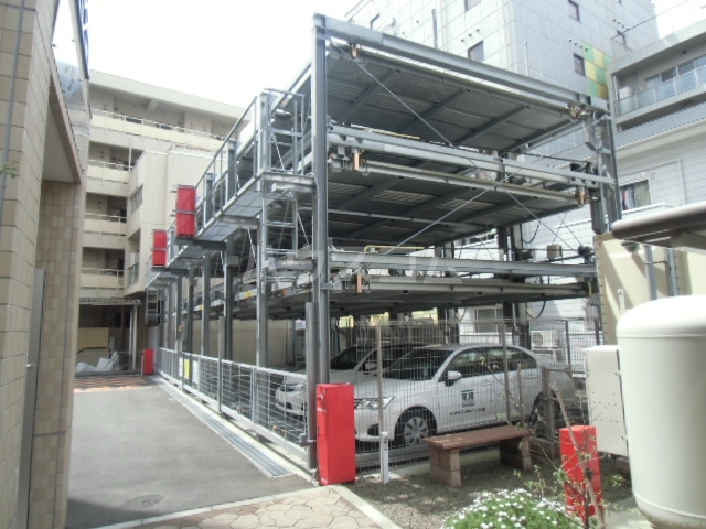 22/25 駐車場