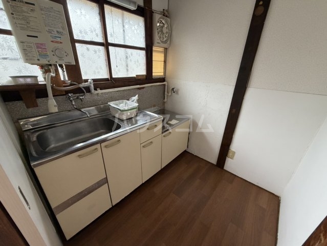 15/30 キッチン