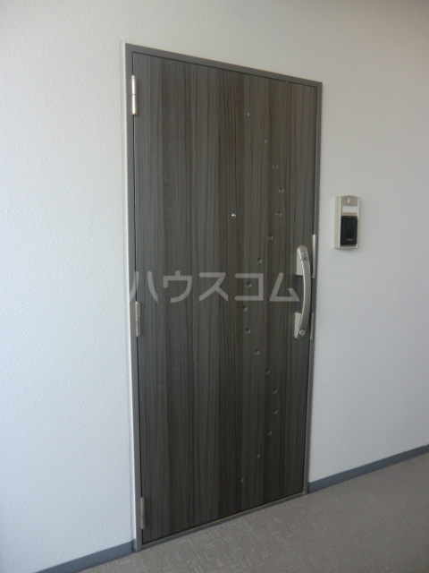 2/5 エントランス