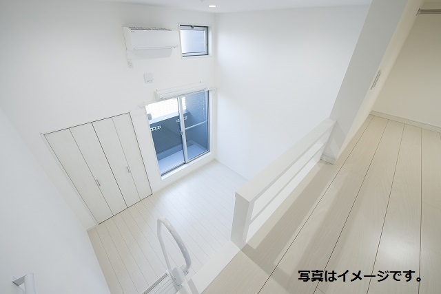 13/22 バルコニー