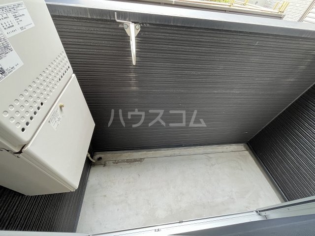 15/27 バルコニー