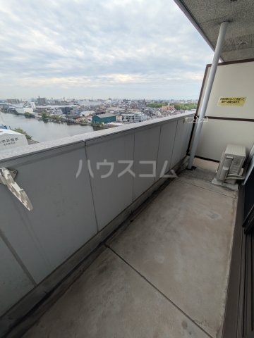 19/30 バルコニー