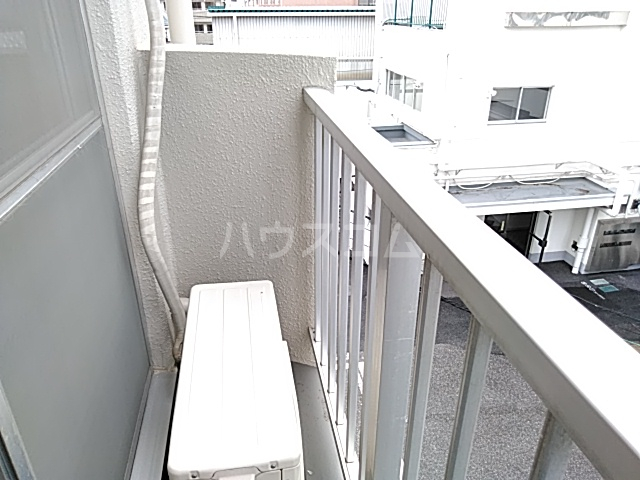 17/30 バルコニー