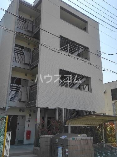 2/4 エントランス