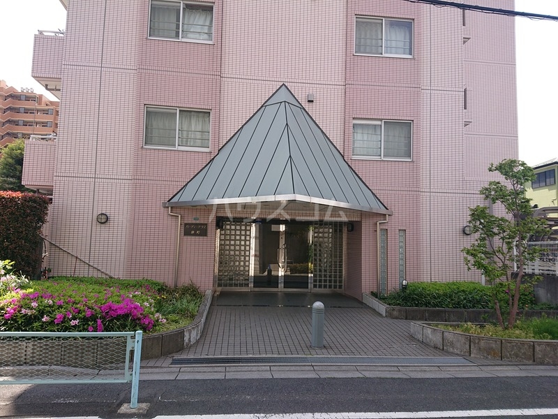 14/22 エントランス