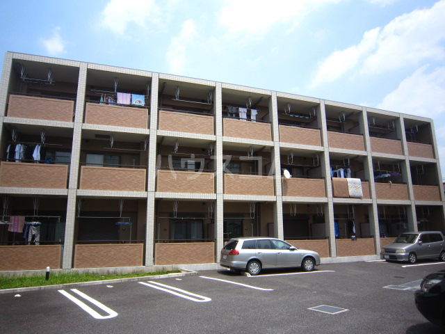 14/22 駐車場