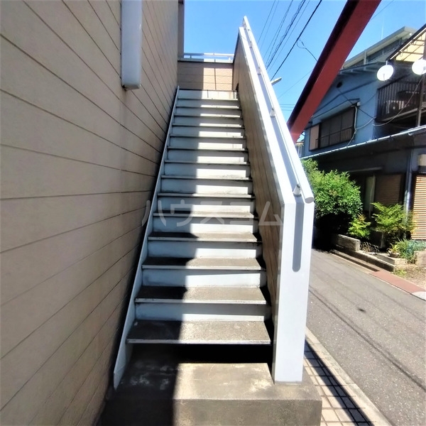 15/26 エントランス