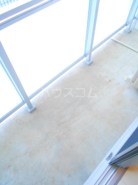 17/28 バルコニー