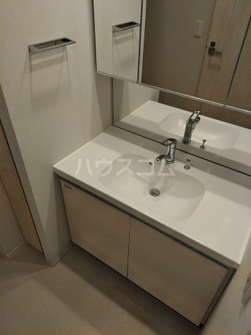 13/30 洗面