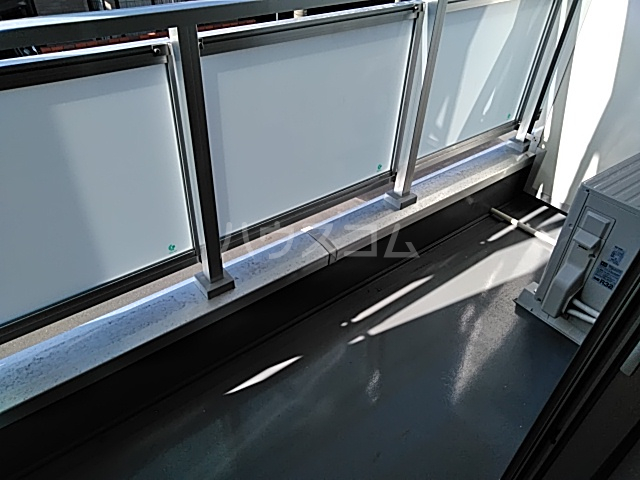 18/29 バルコニー