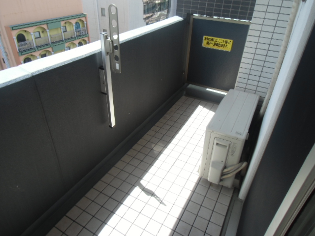 19/25 バルコニー