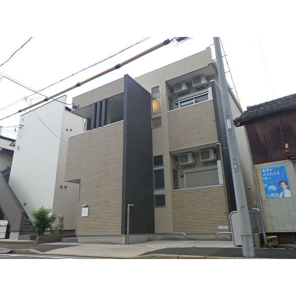 15/21 エントランス