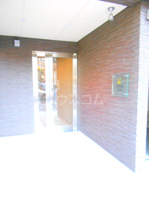 2/5 エントランス