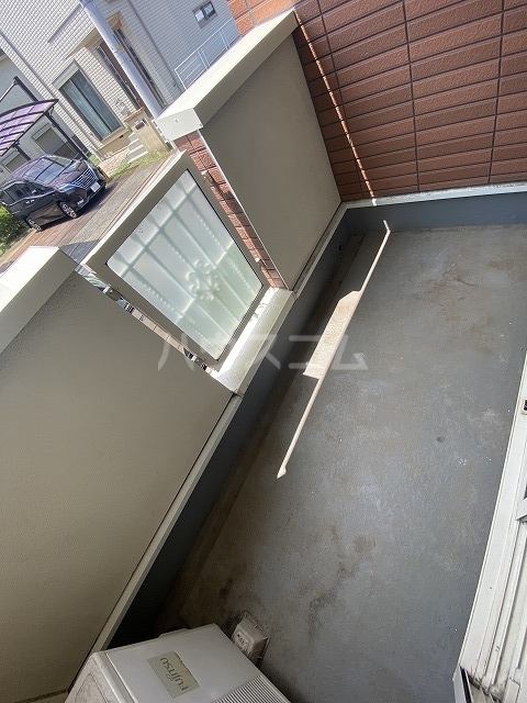 19/30 バルコニー